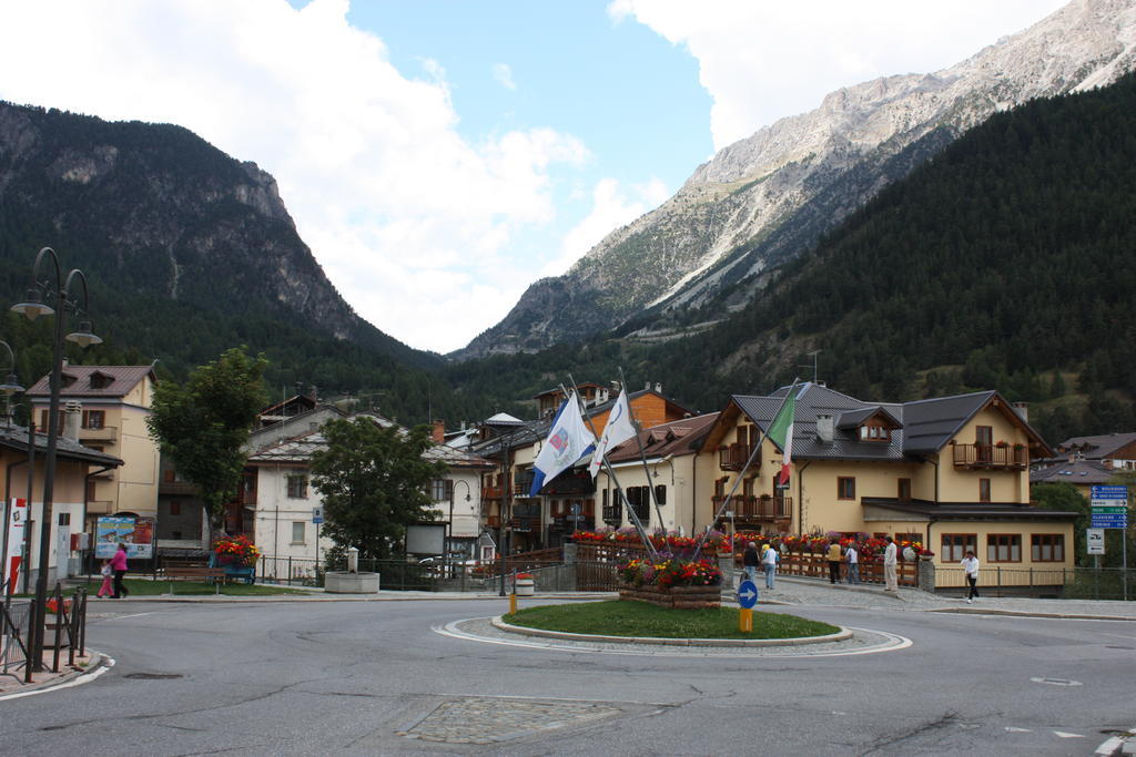 Olympic Mountains Hotel Cesana Torinese Kültér fotó