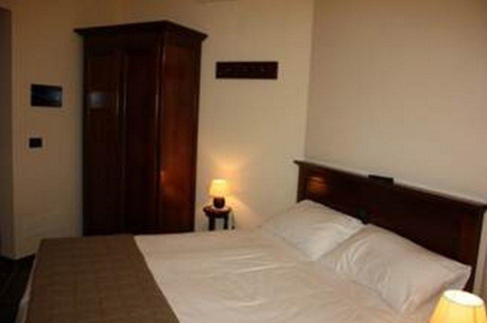 Olympic Mountains Hotel Cesana Torinese Kültér fotó